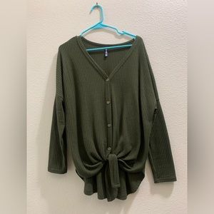 Green long sleeve sweater w/ tie-front